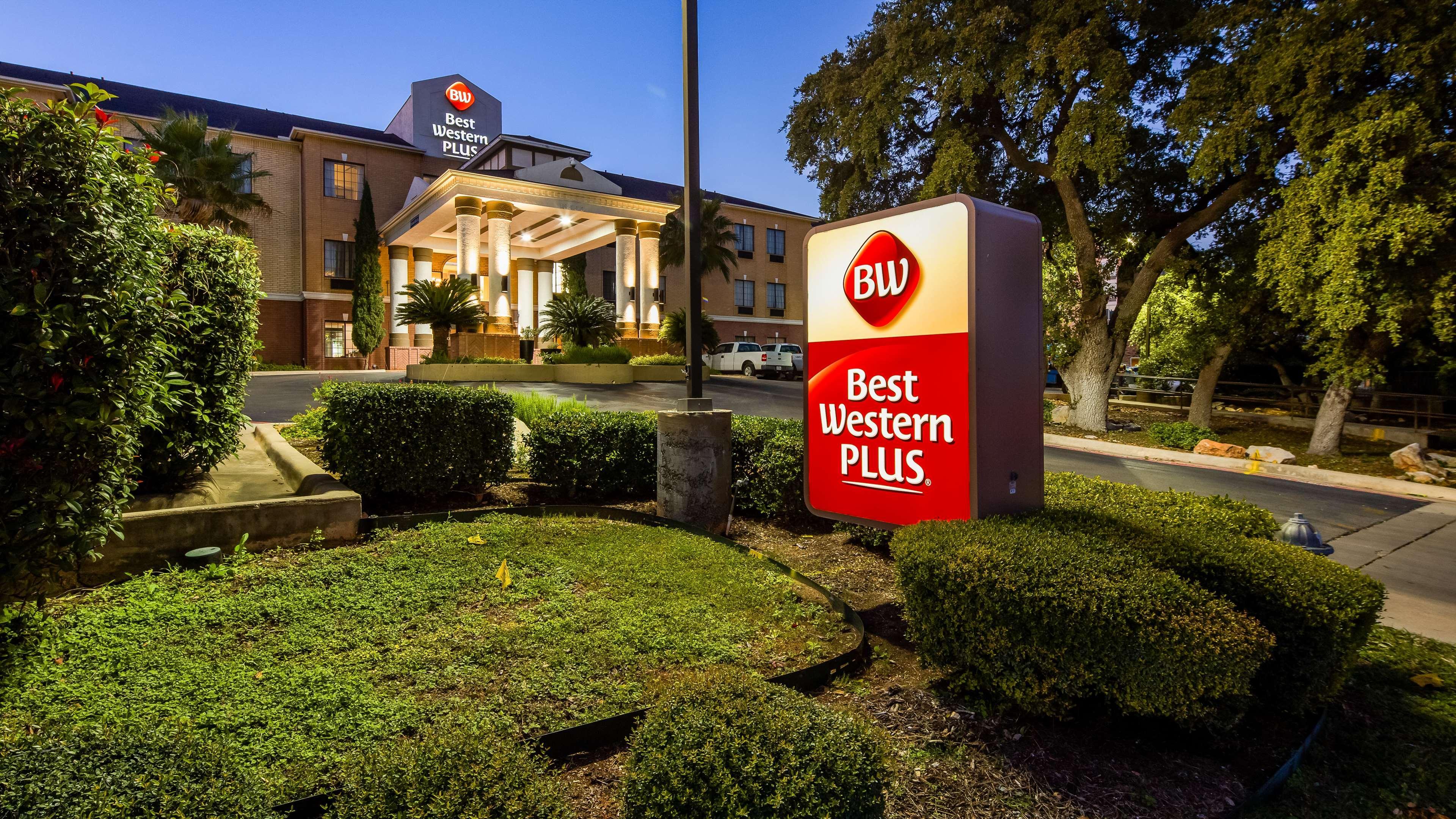 Best Western Plus Hill Country Suites - San Antonio Exterior photo