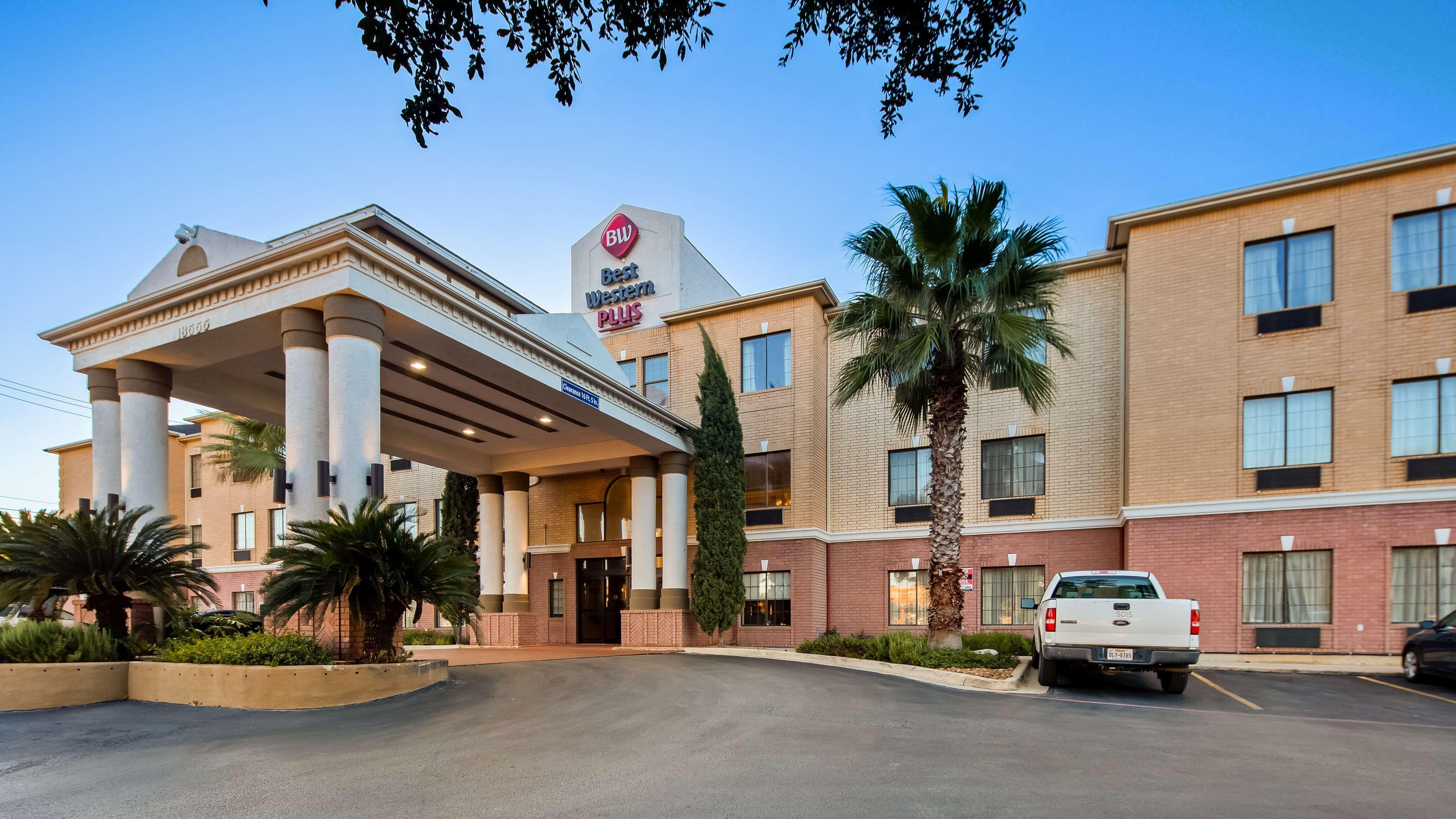 Best Western Plus Hill Country Suites - San Antonio Exterior photo