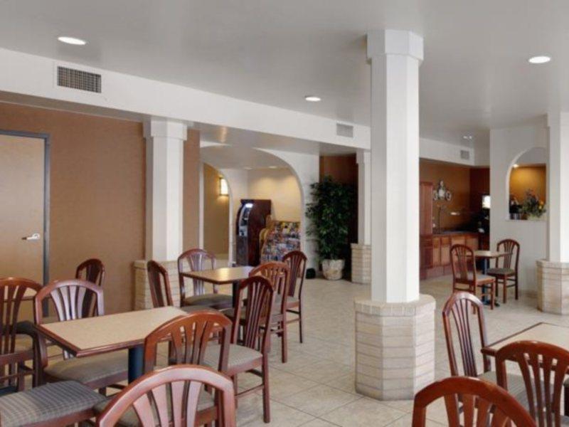 Best Western Plus Hill Country Suites - San Antonio Exterior photo